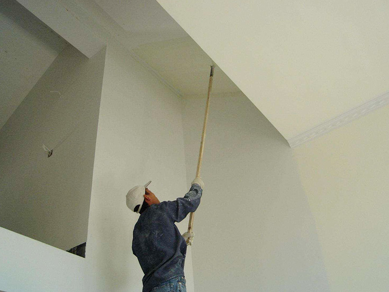 下雨天刷內墻涂料是否關門窗？