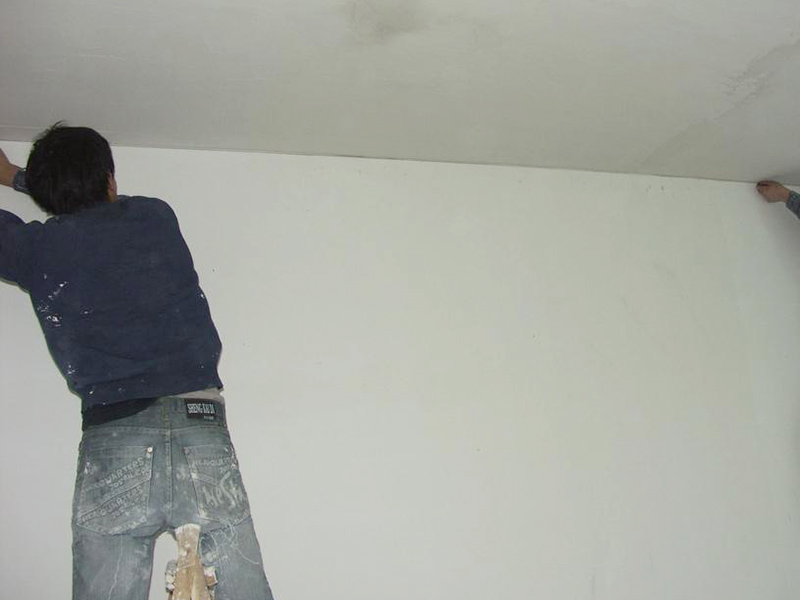 內墻涂料能不能加水？注意事項！